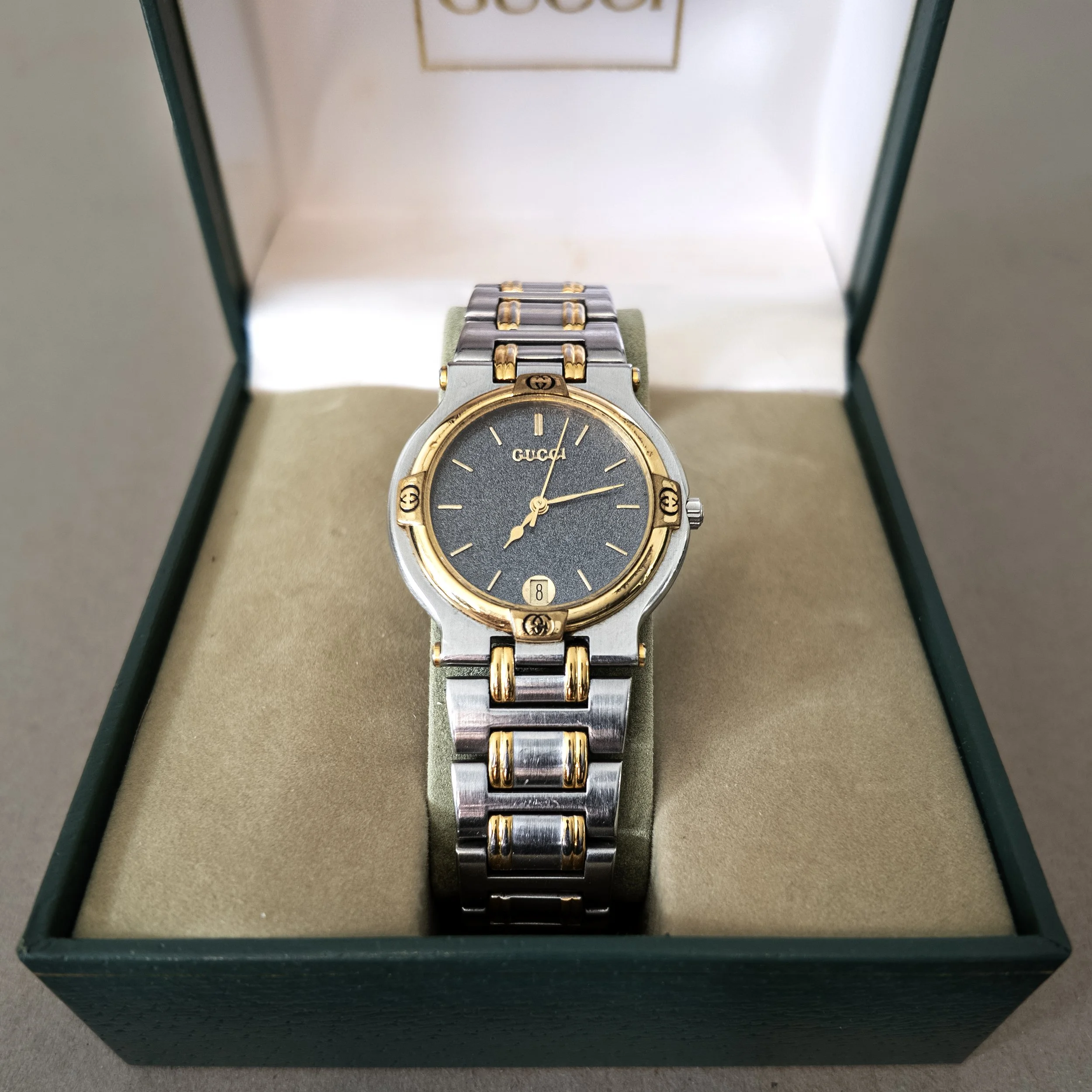 gucci watch 1.jpg