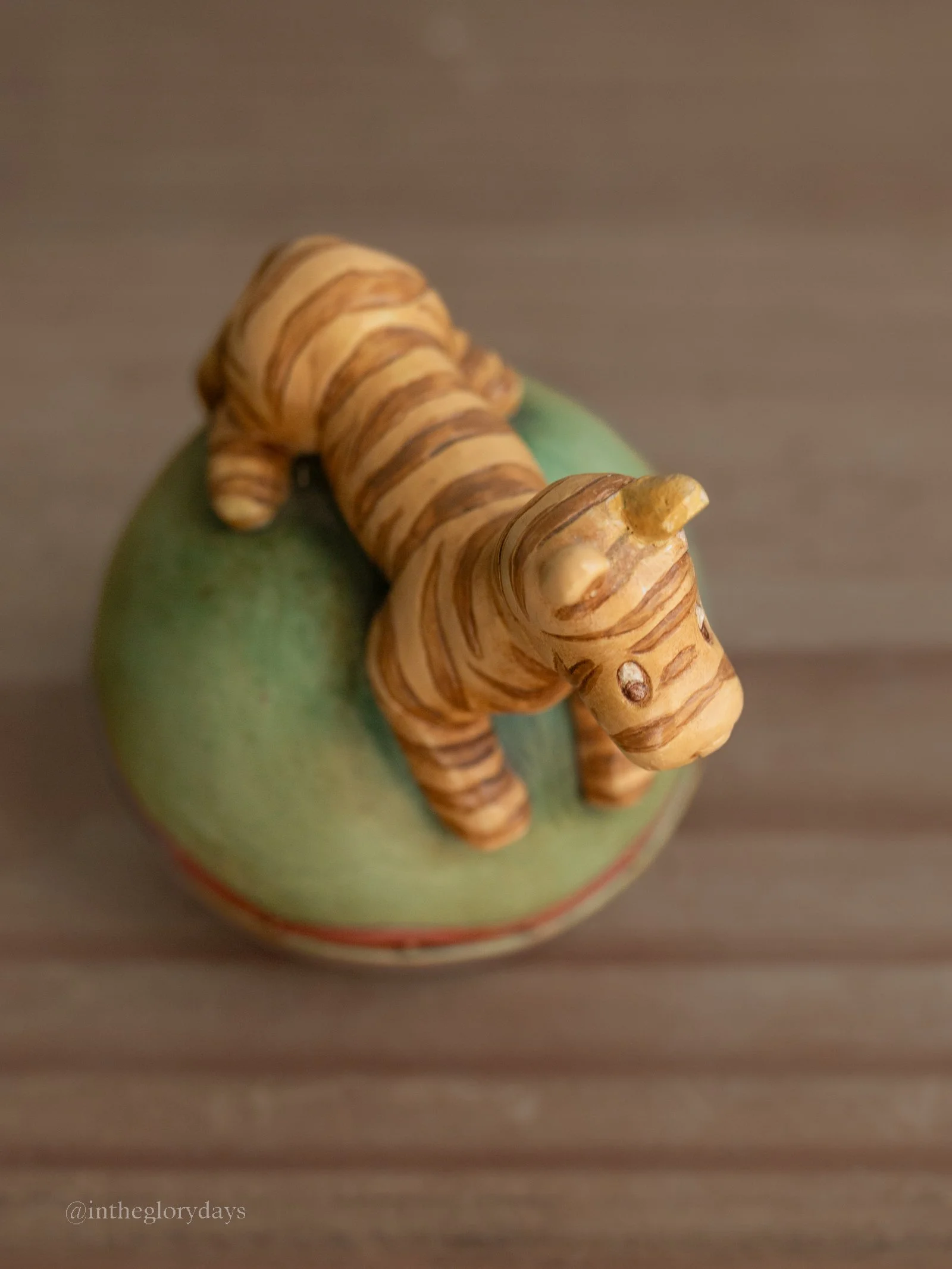 Disney Classic POOH Tiger on Ball Paperweight Figurine by Charpente-5.jpg