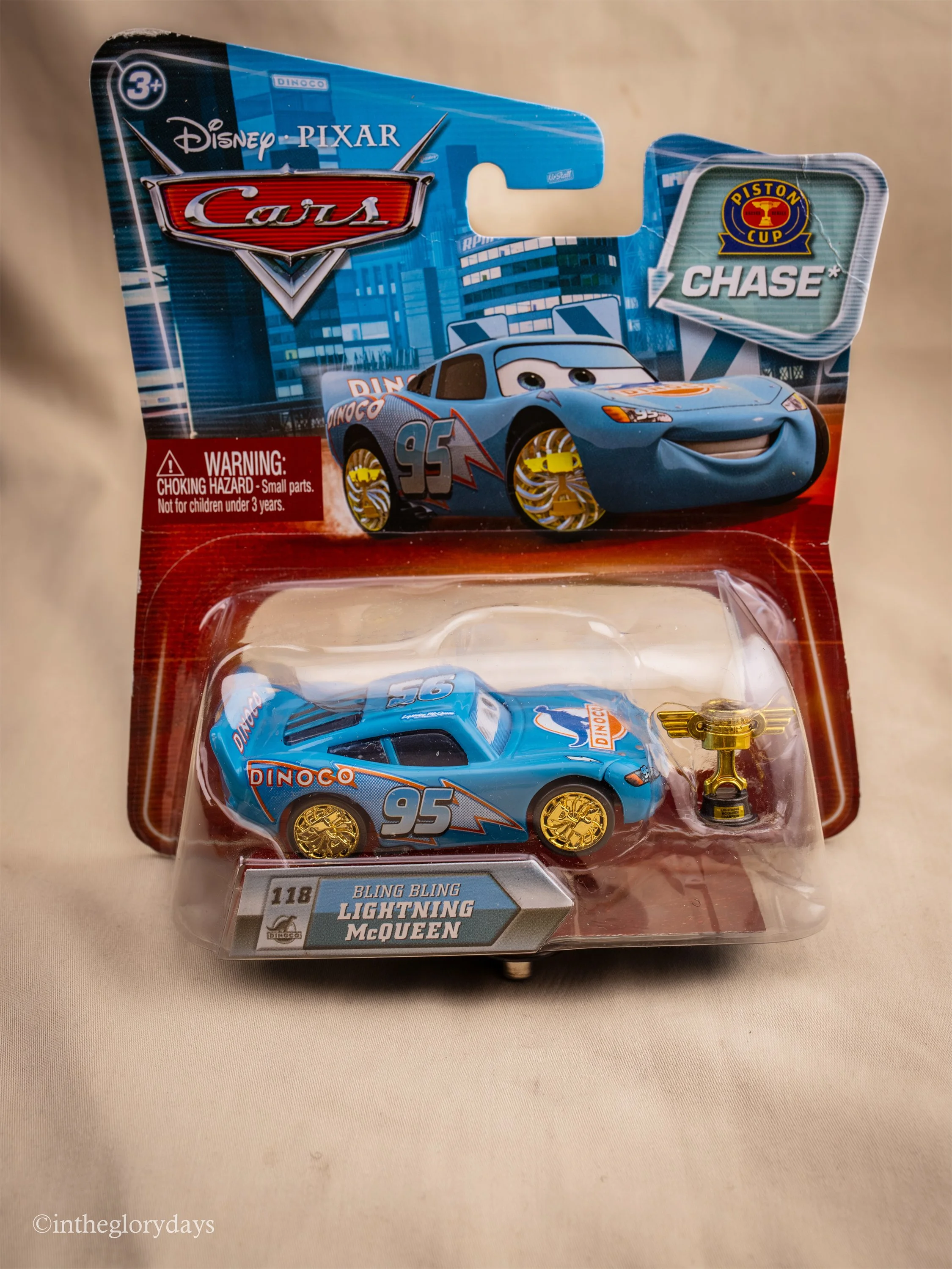 Disney Pixar Cars  Piston Cup “Bling Bling Lightning McQueen CHASE-11.jpg