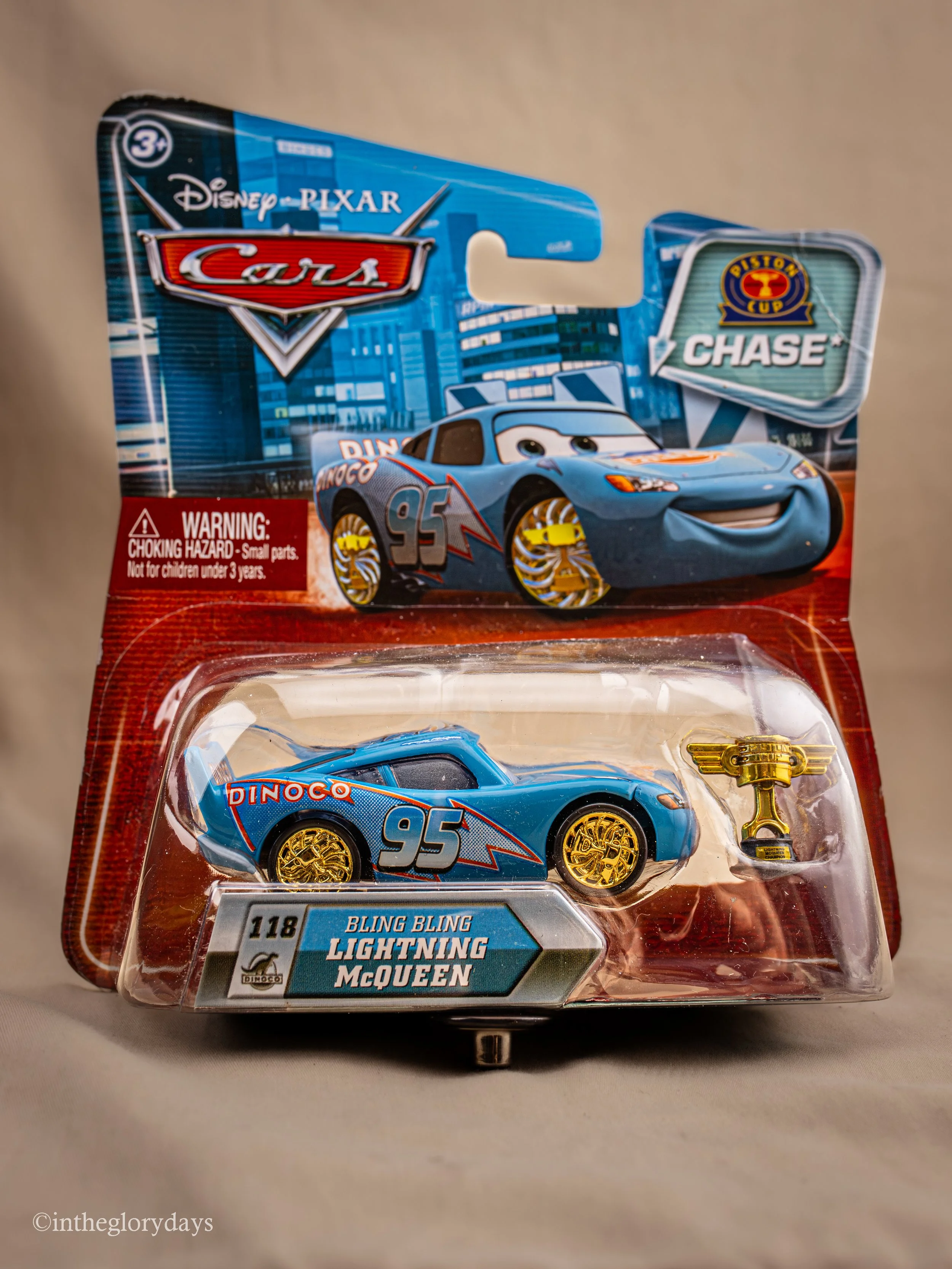 Disney Pixar Cars  Piston Cup “Bling Bling Lightning McQueen CHASE-12.jpg