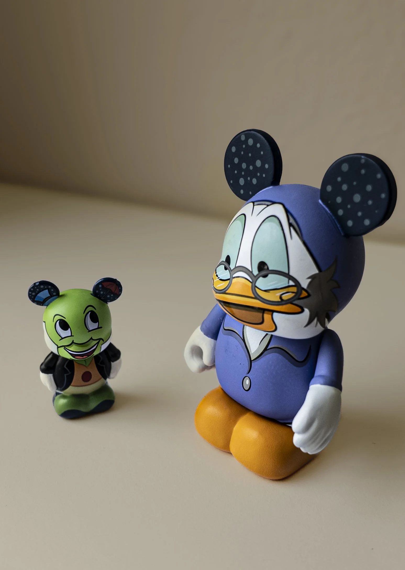 Disney Vinylmation Mickey's Christmas Carol Series Chaser  2