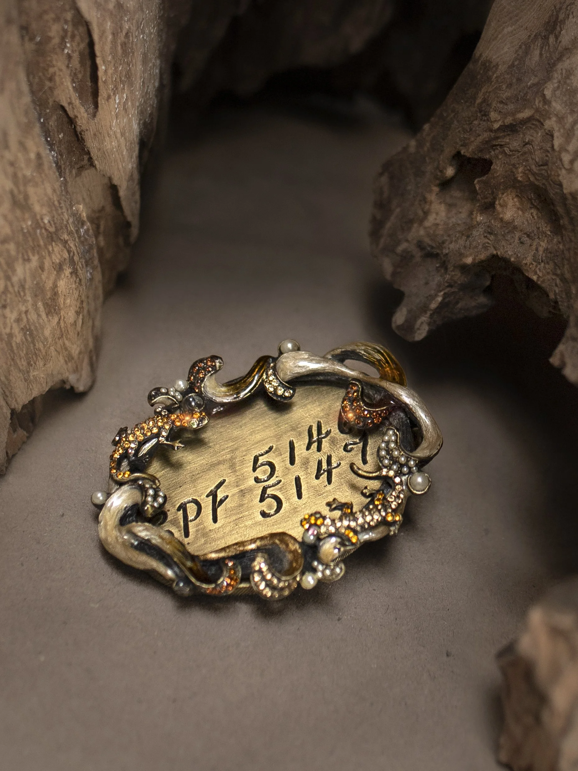 Jay  Strongwater Salamanders Pearls & Vines Jeweled Photo Fame