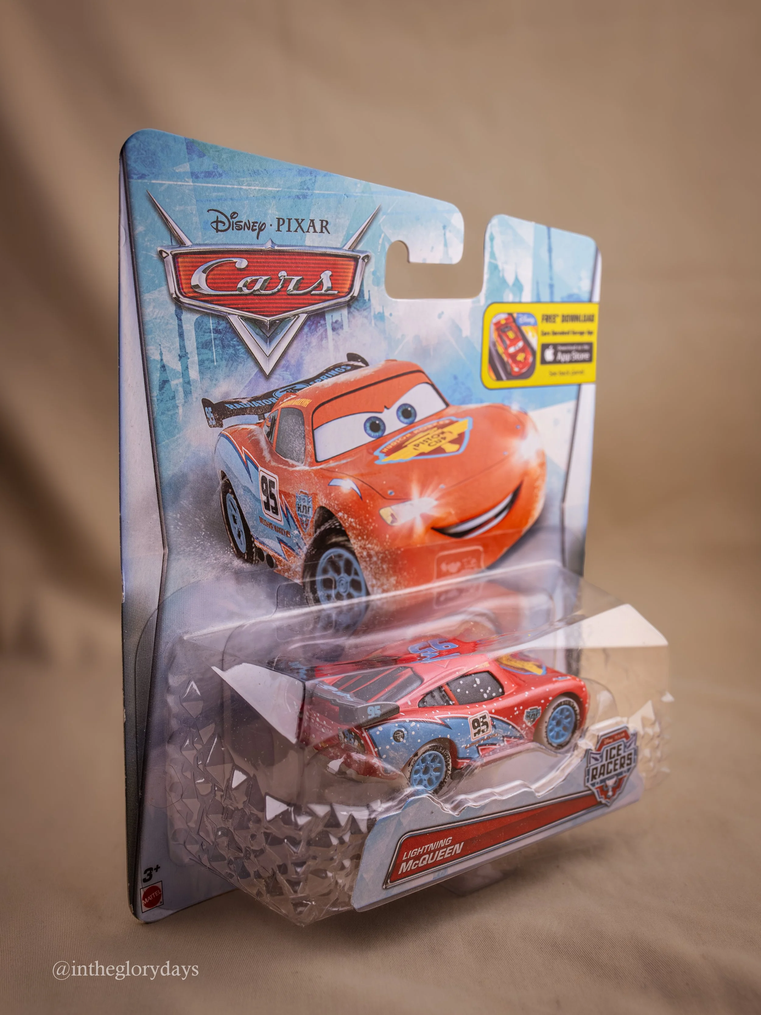 Lightning McQueen Ice Racers Series-6.jpg