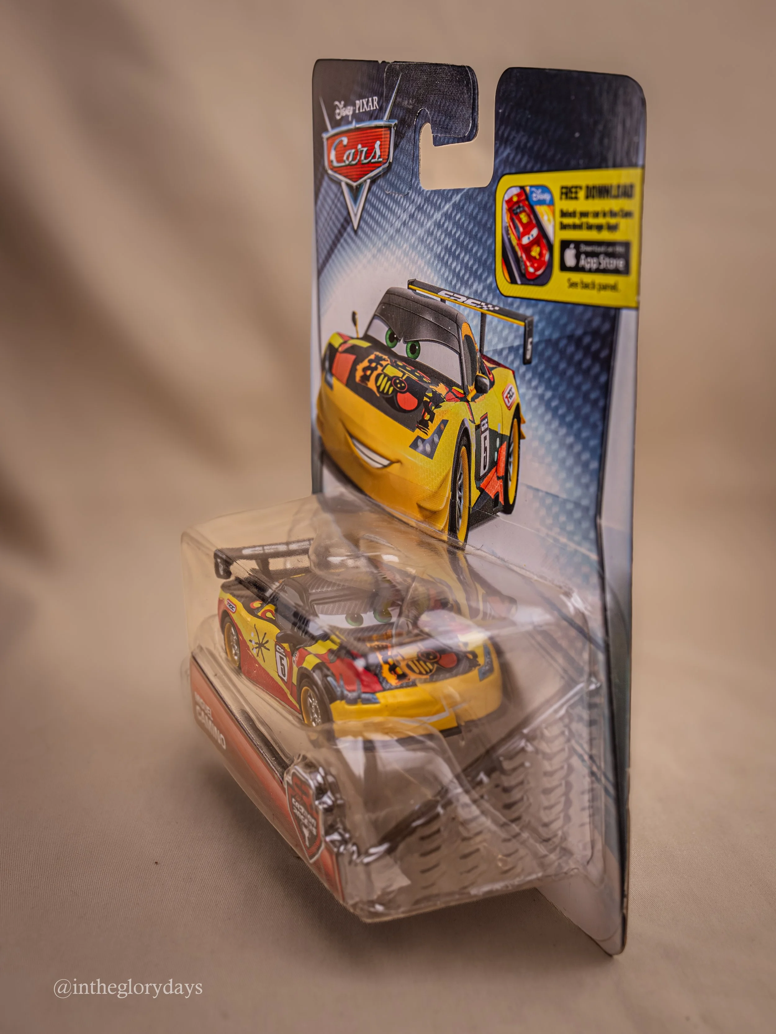 Miguel Camino Carbon Racers Series-2.jpg