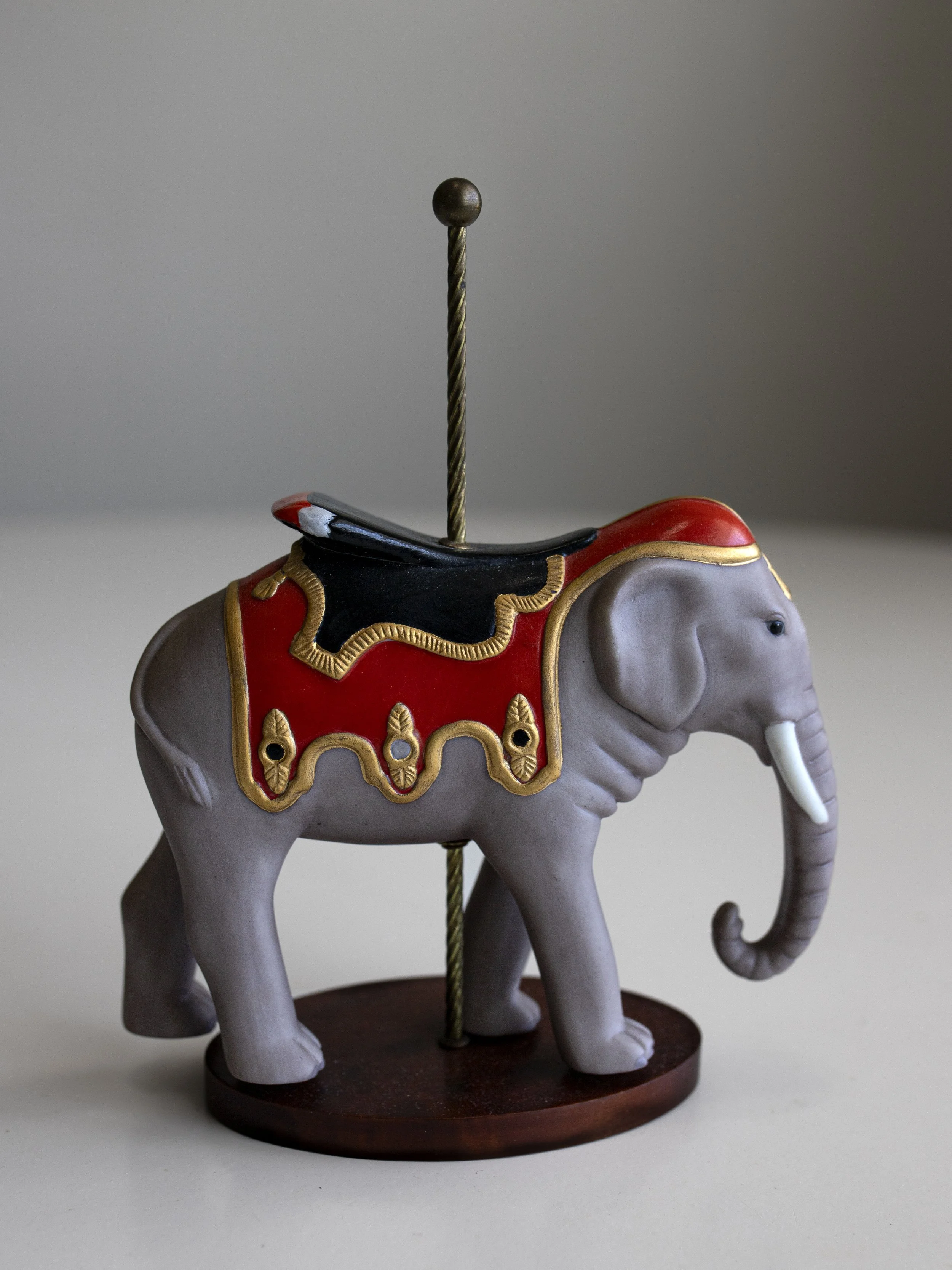 Franklin Mint Treasury of the Carousel Art 1988 Elephant