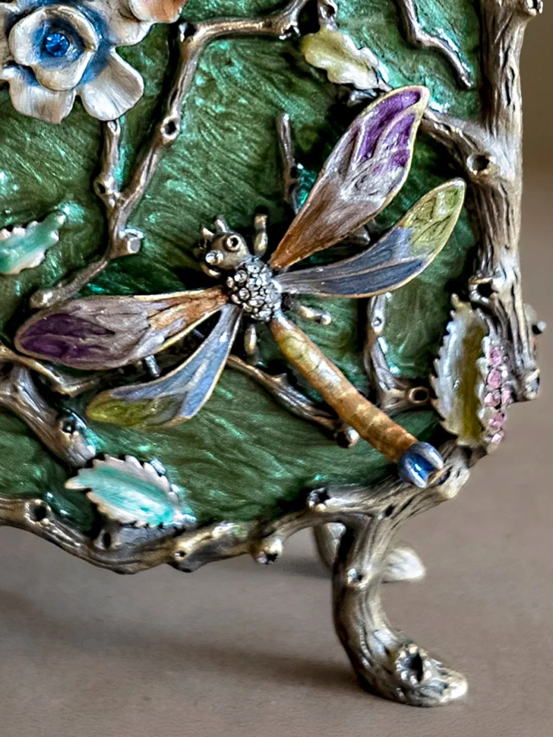 Enamel & Crystal Gwendolyn Table Clock Dragonfly