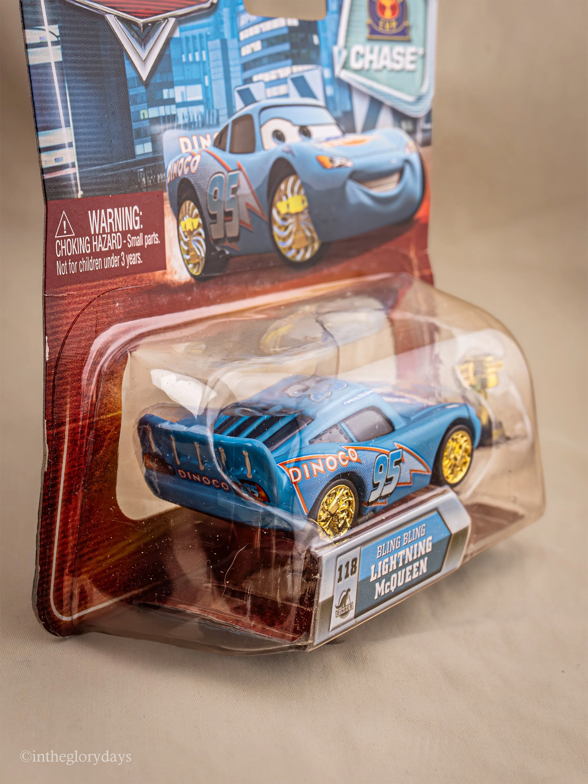 Disney Pixar Cars  Piston Cup “Bling Bling Lightning McQueen CHASE-7.jpg