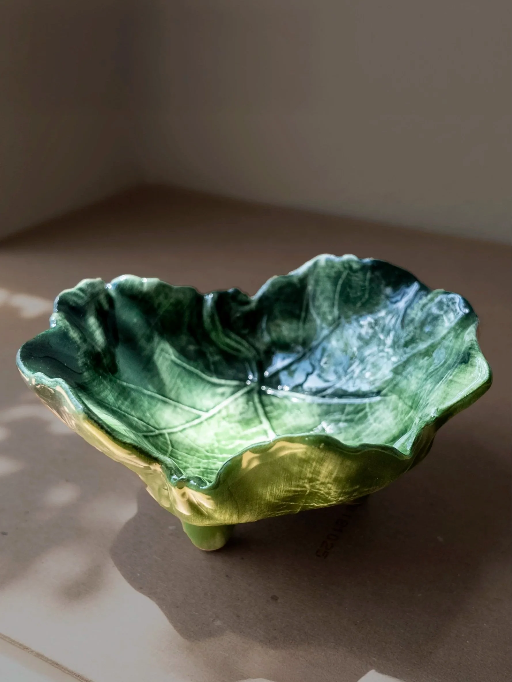 Vietri Foglia Fresca Bowls