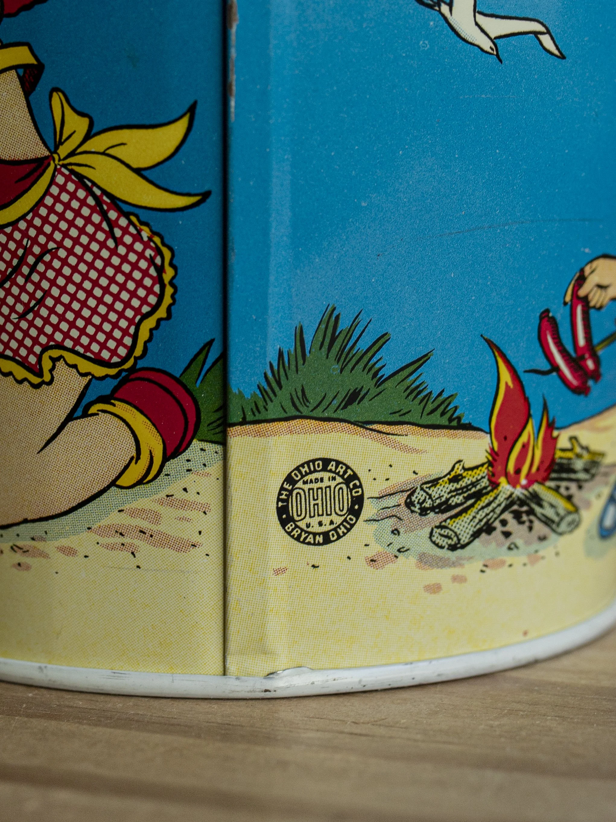 TOY-OUT-TIN- USA001-7.jpg