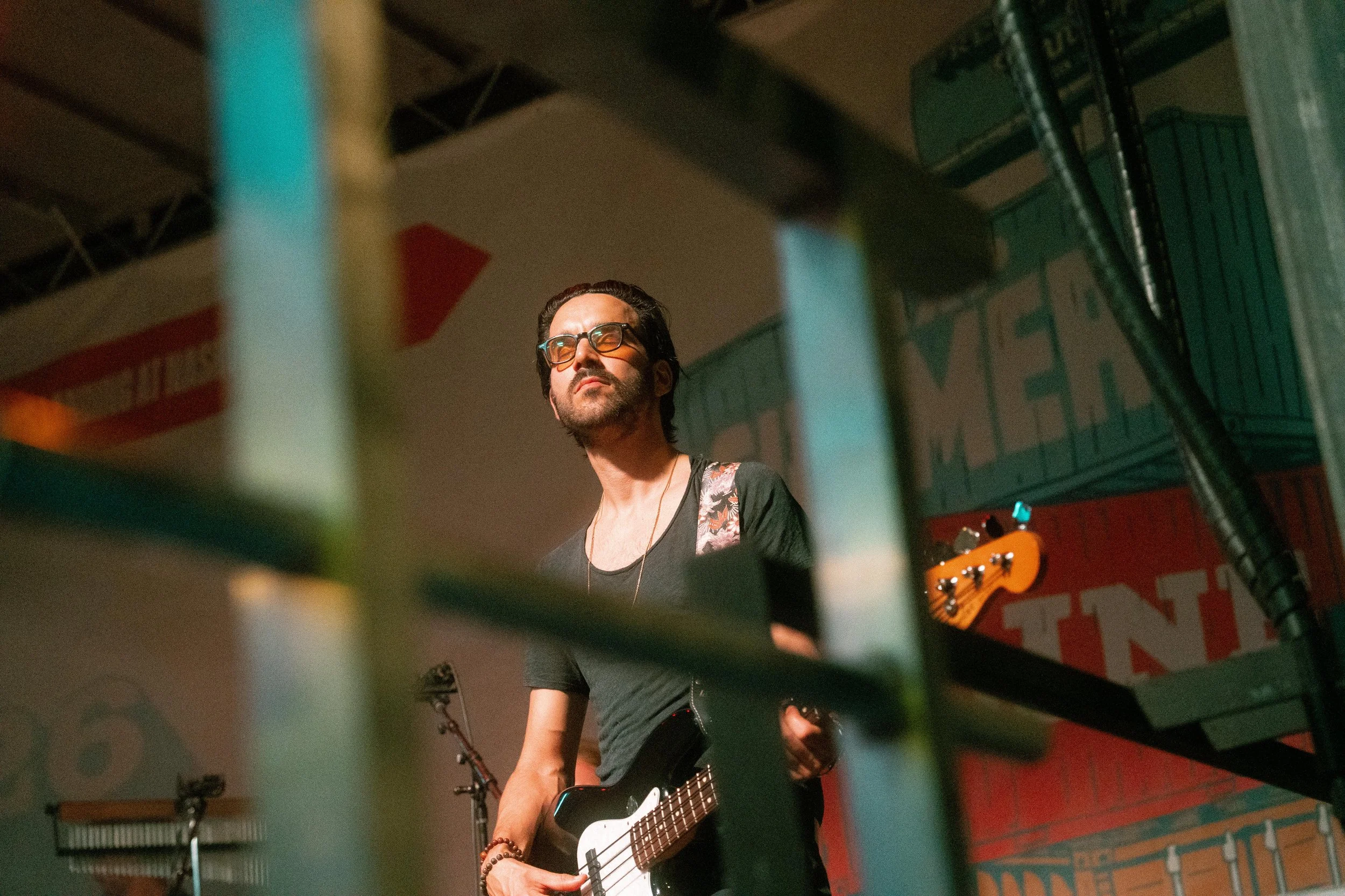  1/600 at f/2.8, ISO 8000, 63mm (FE 24-70mm F2.8 GM II) | Pictured: Antoine Katz  