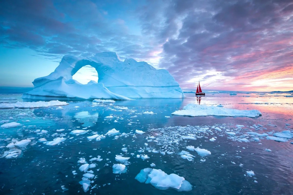 INTO THE NORTHWEST PASSAGE
13 Days | Canada, Greenland
This Itinerary Sails: Jul - Sep 2025, Jul - Sep 2026, Jul - Sep 2027
From $13,995/pp