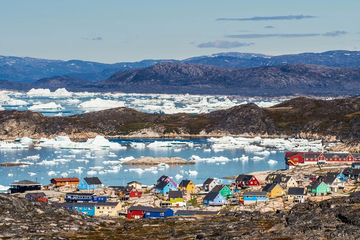 CANADA & THE NORTHWEST PASSAGE
27 Days | Canada, Greenland
This Itinerary Sails: Jul - Sep 2025, Jul - Sep 2026, Jun - Sep 2027
From $27,490/pp