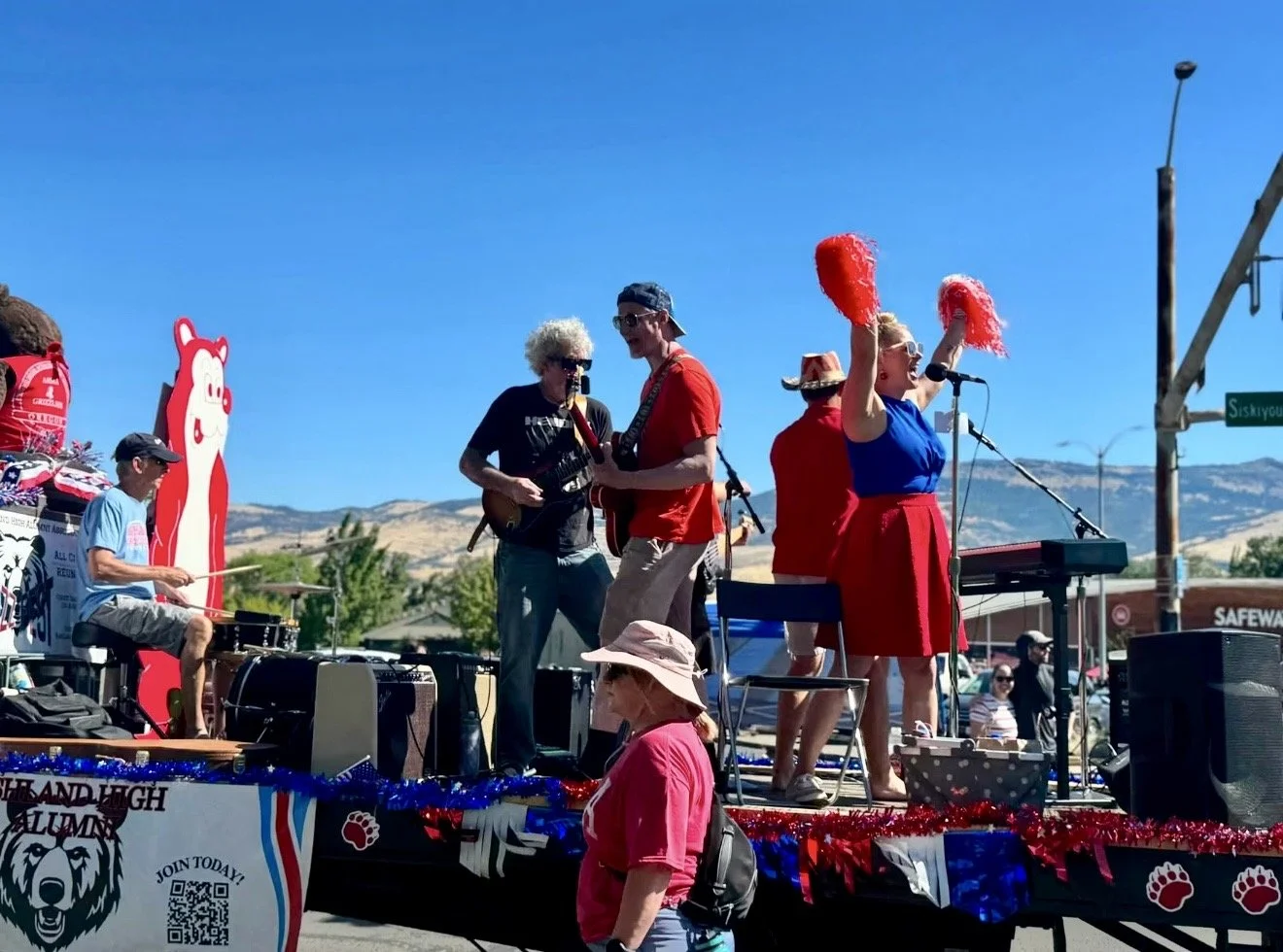 2026 - AHS Alumni 4th of July Float featuring the Trebled Souls 