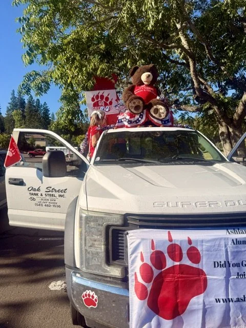 2026 - AHS Alumni 4th of July Float featuring the Trebled Souls 