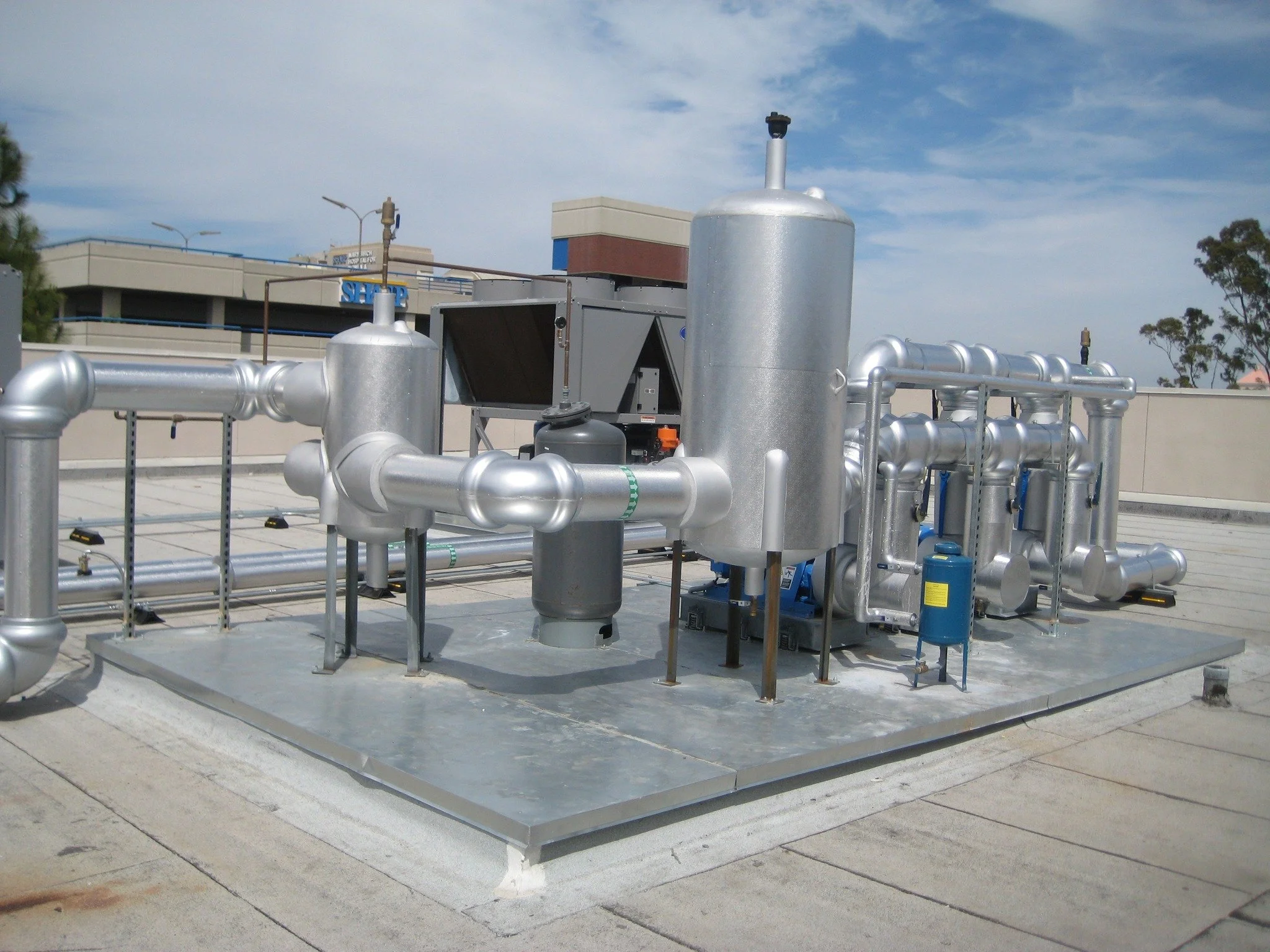 Flashback Friday 🔙

Rooftop chiller upgrade &mdash; 2012.

Complex mechanical systems require planning, precision, and a team that executes with confidence. From equipment placement to piping coordination, every detail matters.

Over a decade later,