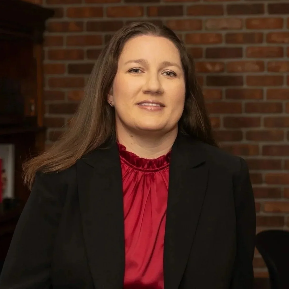 Melinda Dicharry Headshot