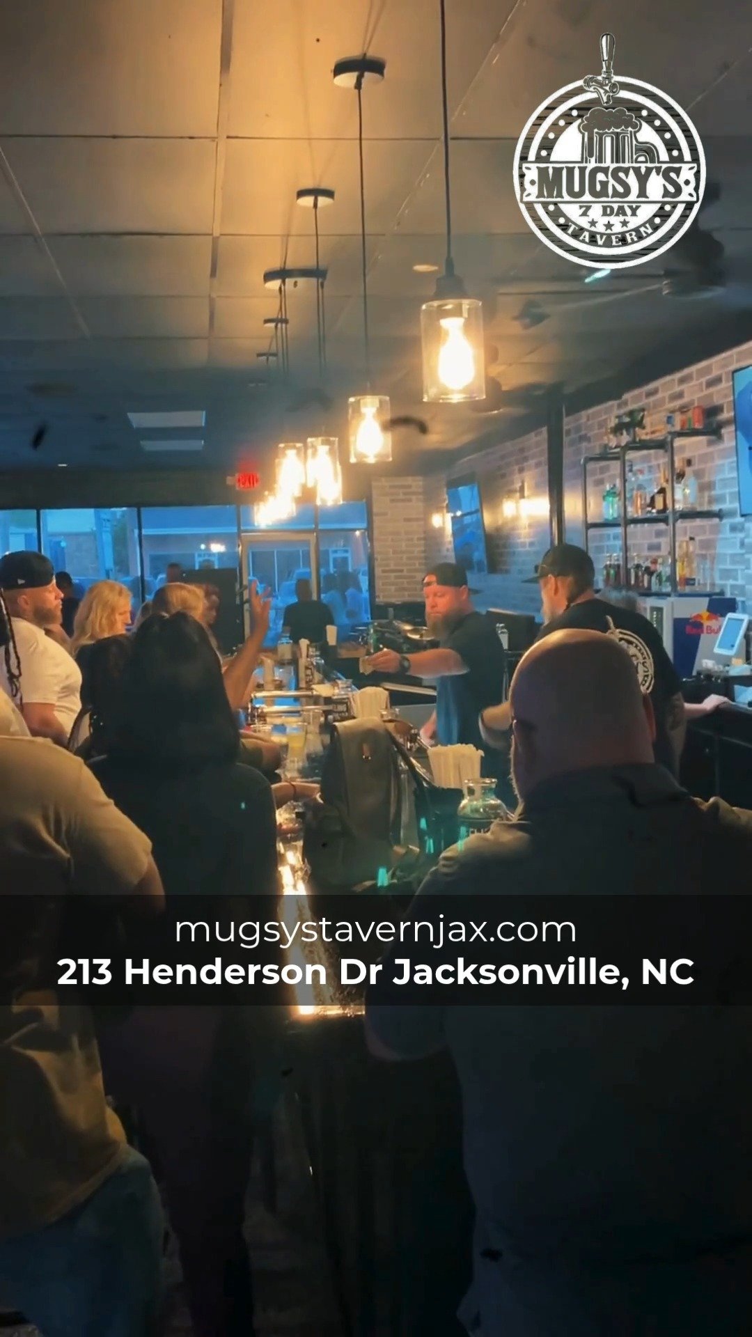 Your new favorite neighborhood hangout is here — welcome to Mugsy’s Tavern! 🍻
Cold drinks. Killer vibes. Live music. Daily specials.
Whether you’re winding down after work or gearing up for a night out, Mugsy’s is the spot.