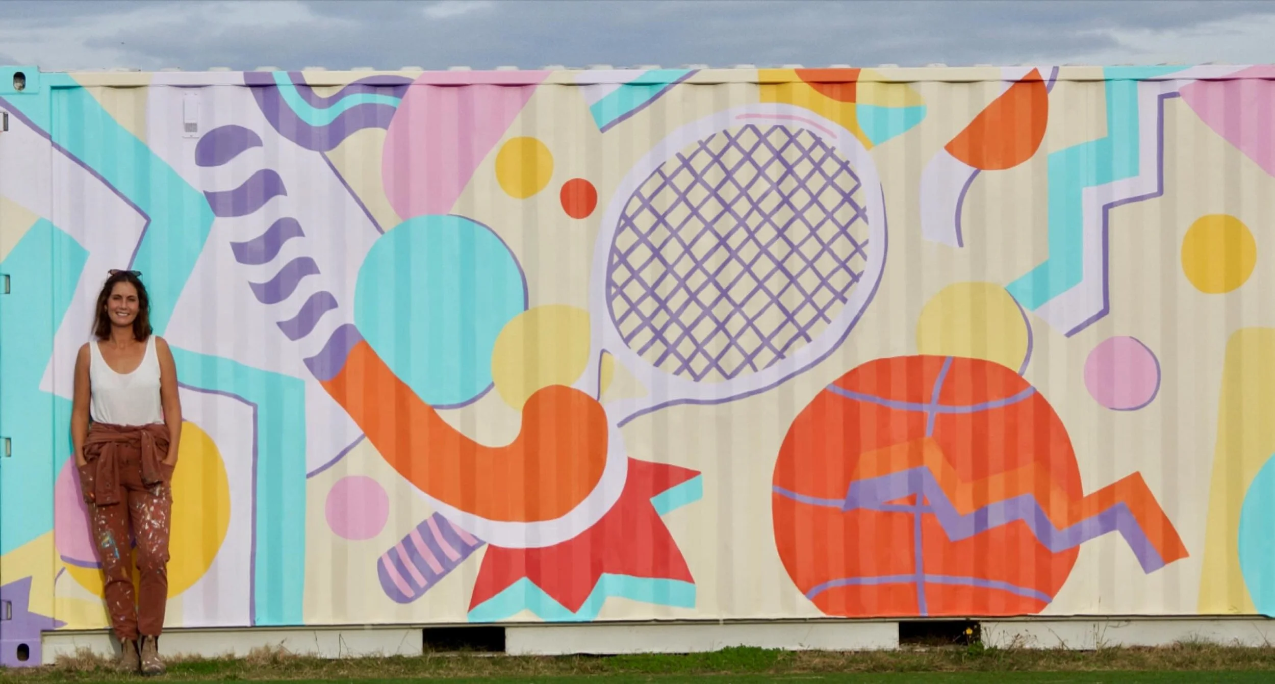 I haven&rsquo;t shared too much of this school mural I created for their sports container. This is mostly because when I went to get the photos taken, I was rushing with my daughter Amber to be there on time, (juggling life and generally just being a