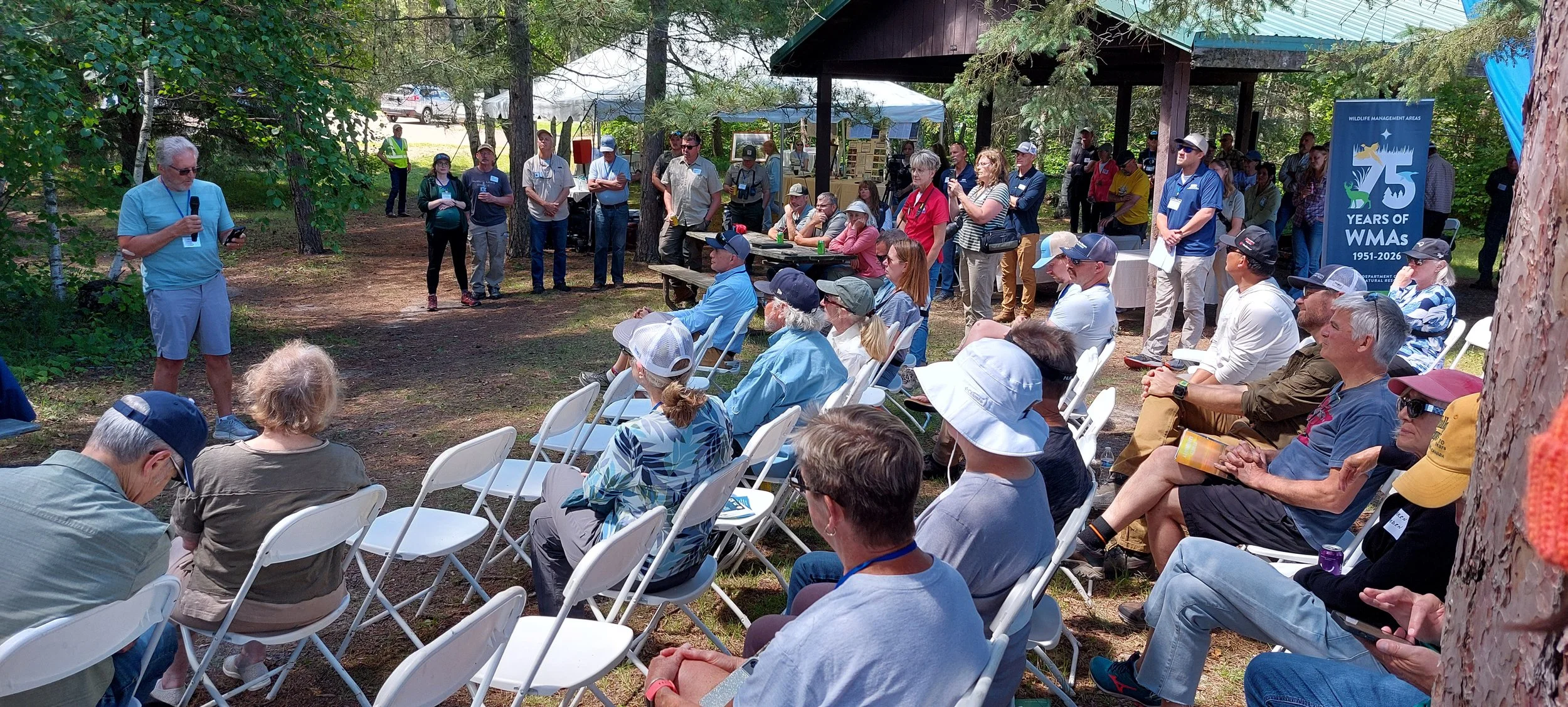 crowd2.jpg