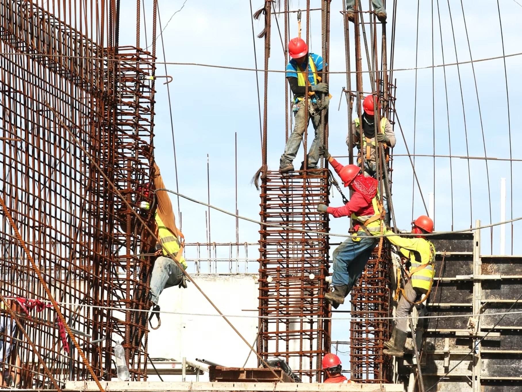 Construction project, risk & reward, private lending & traditional lending