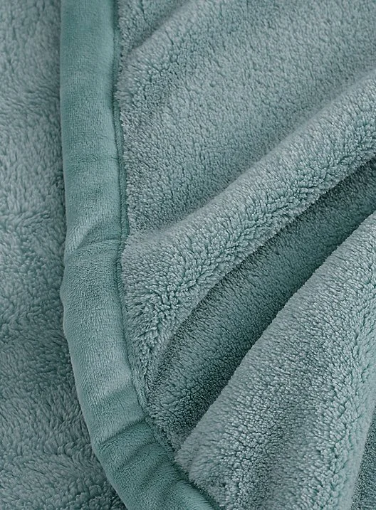 Close up of Serasoft blanket in Mineral