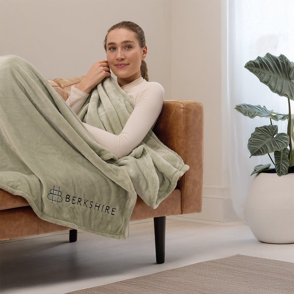 VelvetLoft Tea Model.jpg