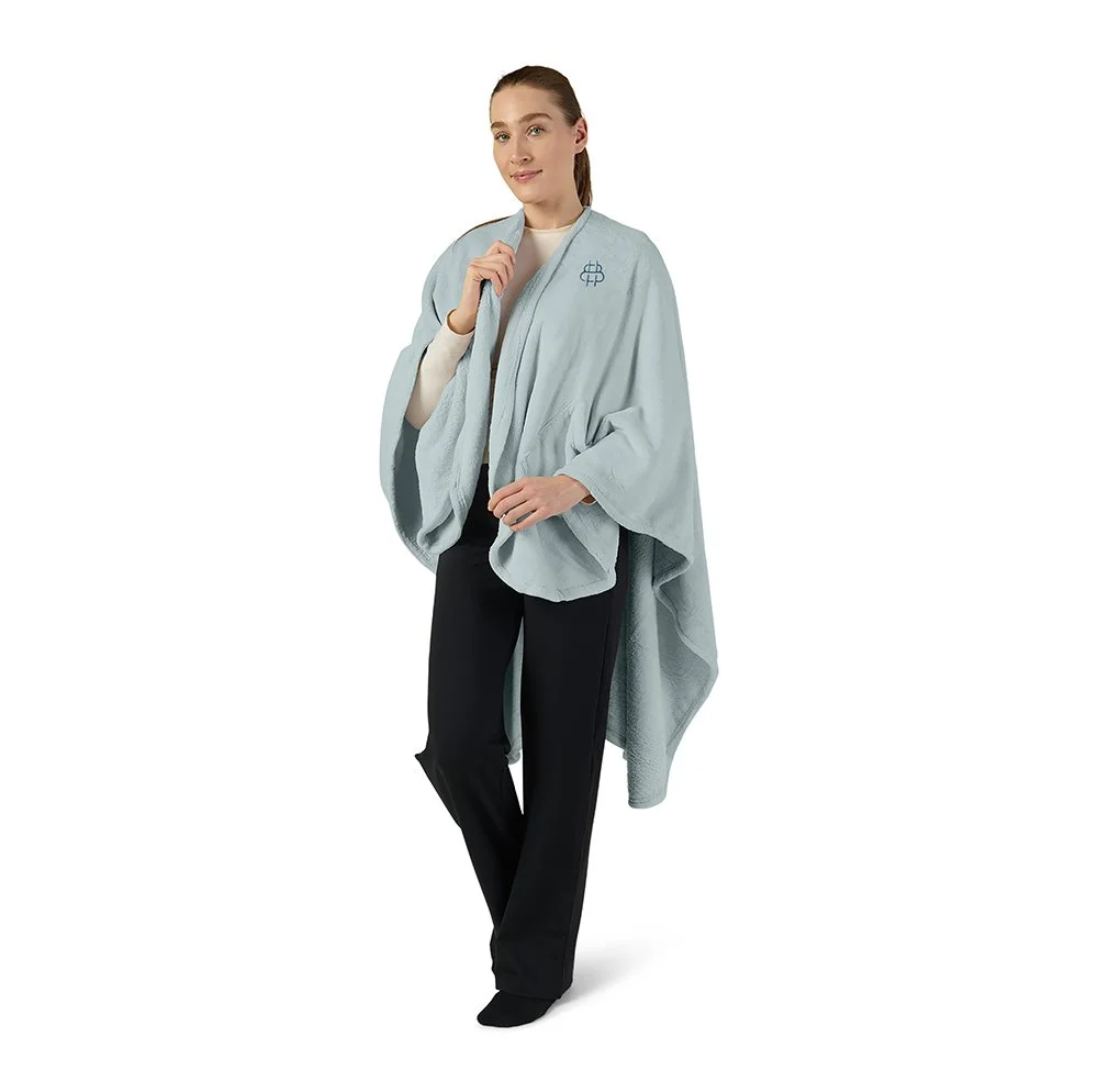 PrimaLush Cape Wrap_Hazy Sky Front.jpg