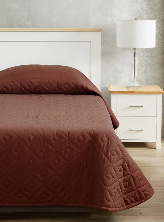 CozyCare Designs Bedspread in Nutmeg