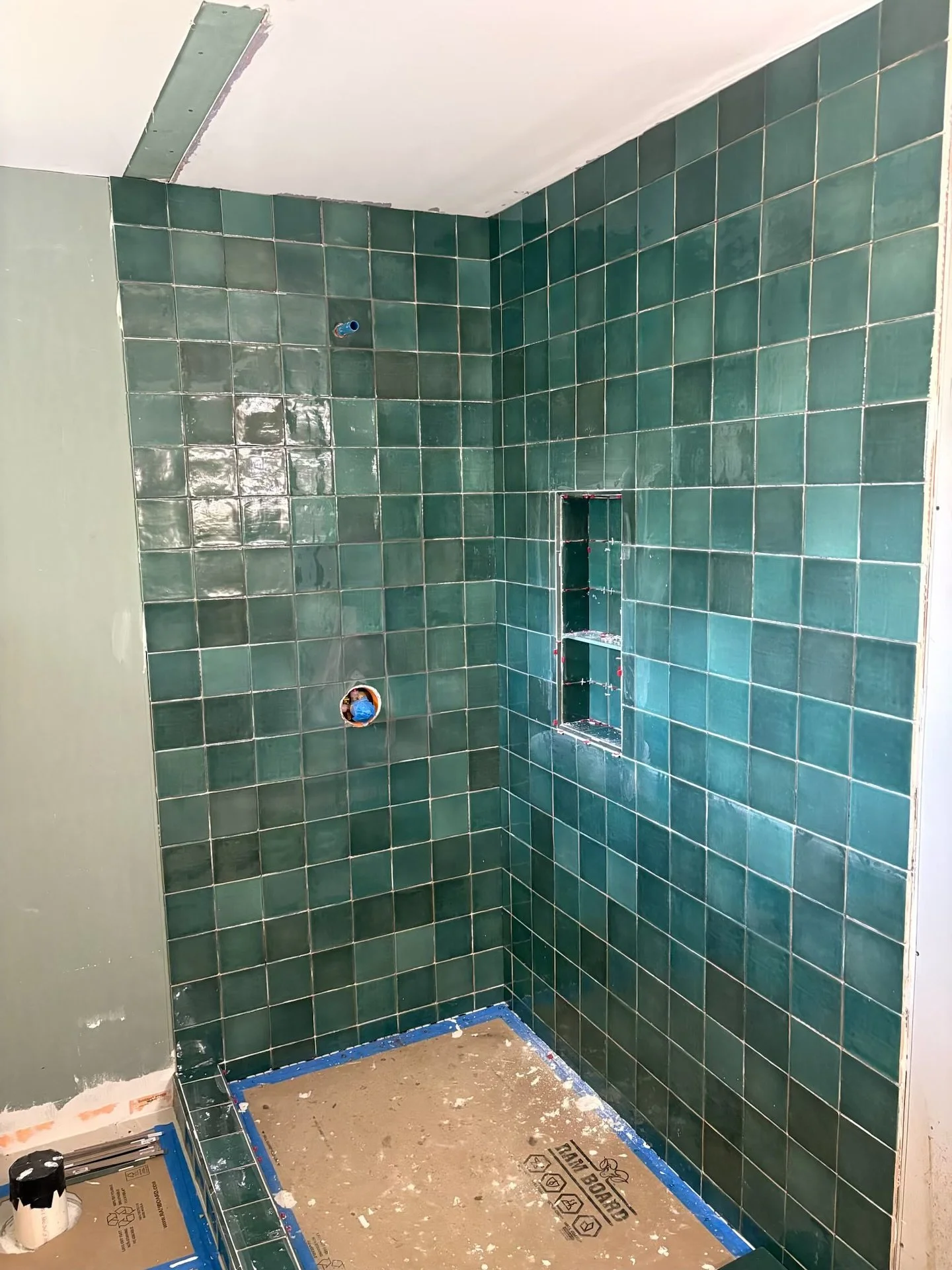 Made some great progress on this full bathroom remodel in Nashville this week! Loving the tile and can&rsquo;t wait to see the final product. Stay tuned!

Swipe to the end for the before ➡️

#bathroomremodel #nashvillecontractor #homereno