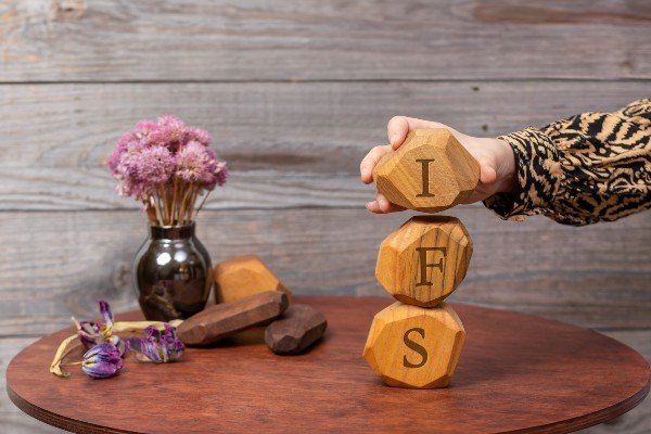 The Healing Power of Combining IFS and EMDR Therapy
