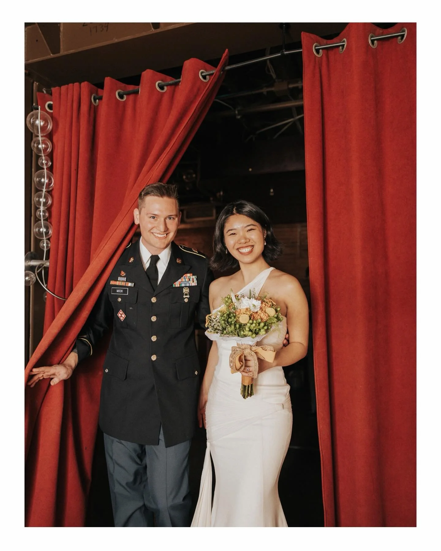 Love, in full glow. ✨

Photographer: @gumorning.pic 
venue: @vinologya2 

#michiganweddingphotographer 
#annarbormichigan 
#annarborwedding