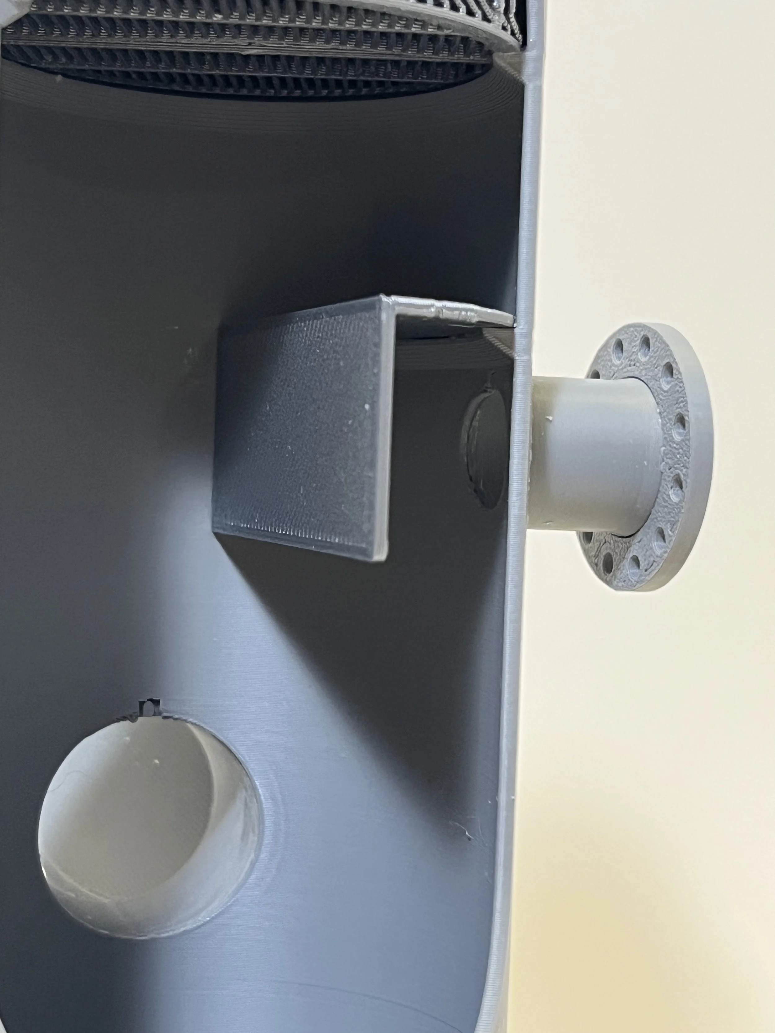 3D printed model of a vertical fuel gas KO drum type ASME pressure vessel