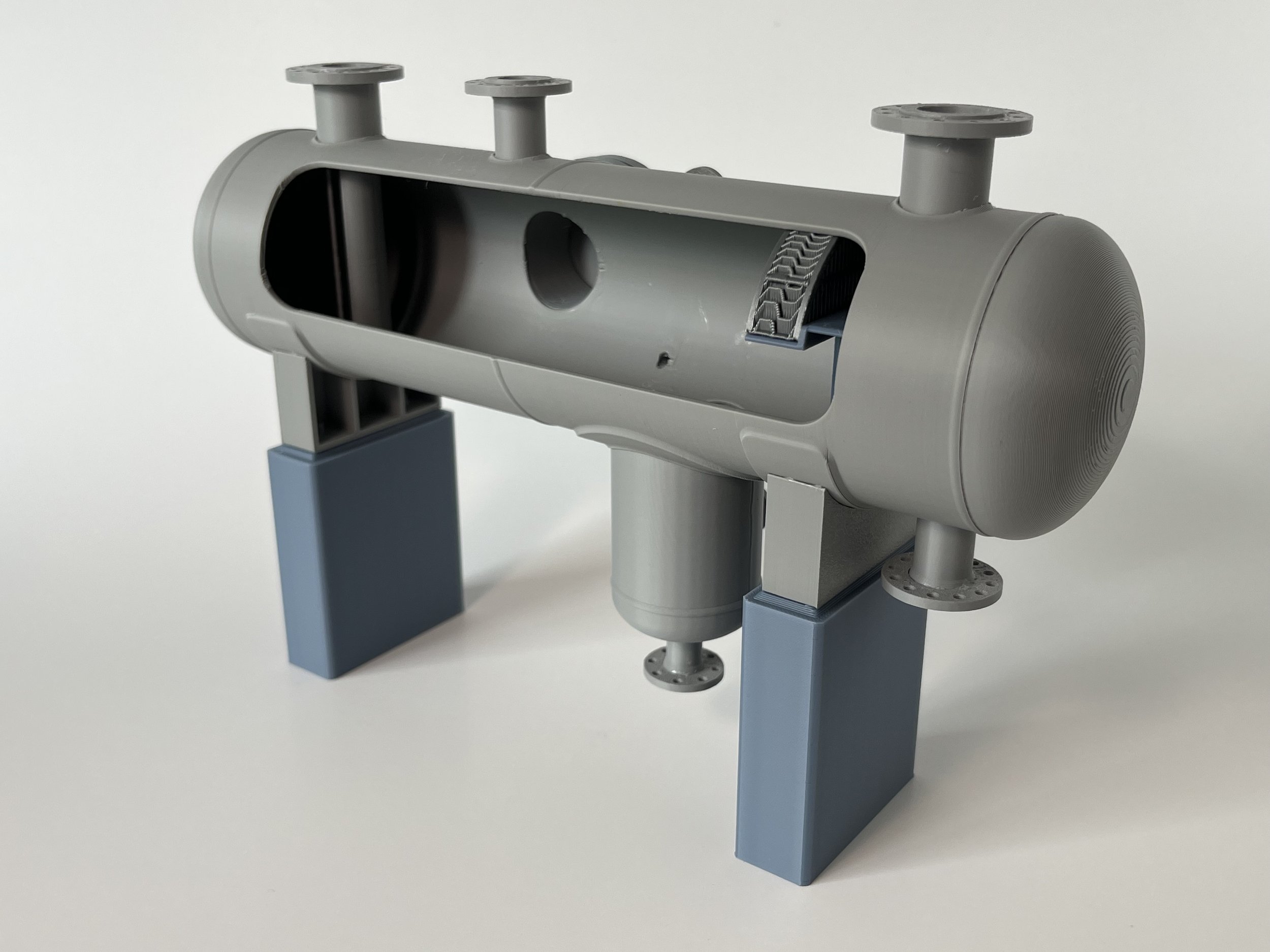 3D printed ASME horizontal pressure vessel with water boot