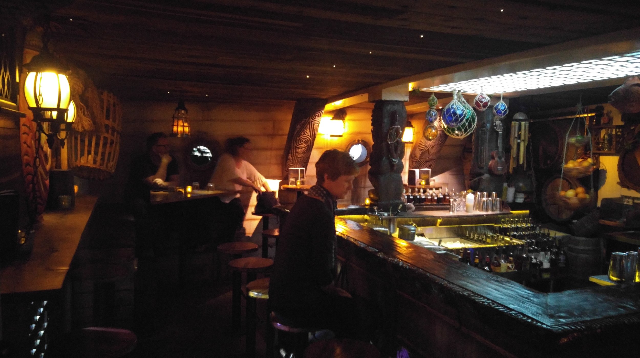 undertow bar guests.jpg