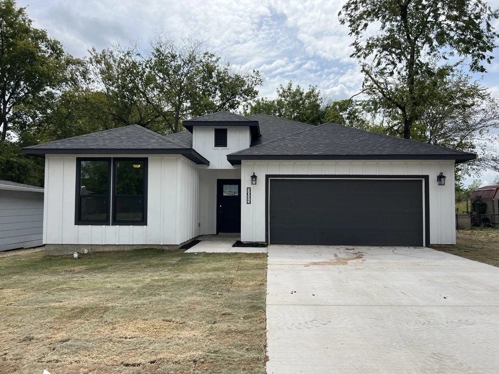 Custom home built by 4 Pillars Construction LLC in DFW