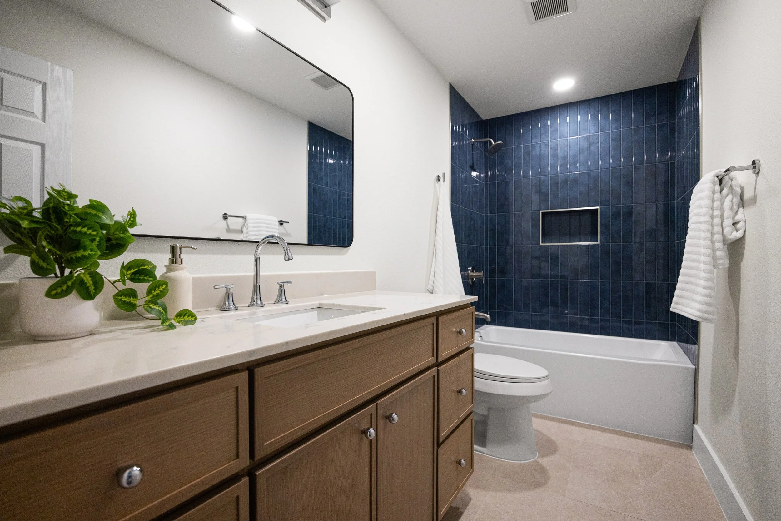 7247 La Sobrina Drive-09.22.2026-GRNWRKS Media-31.jpg