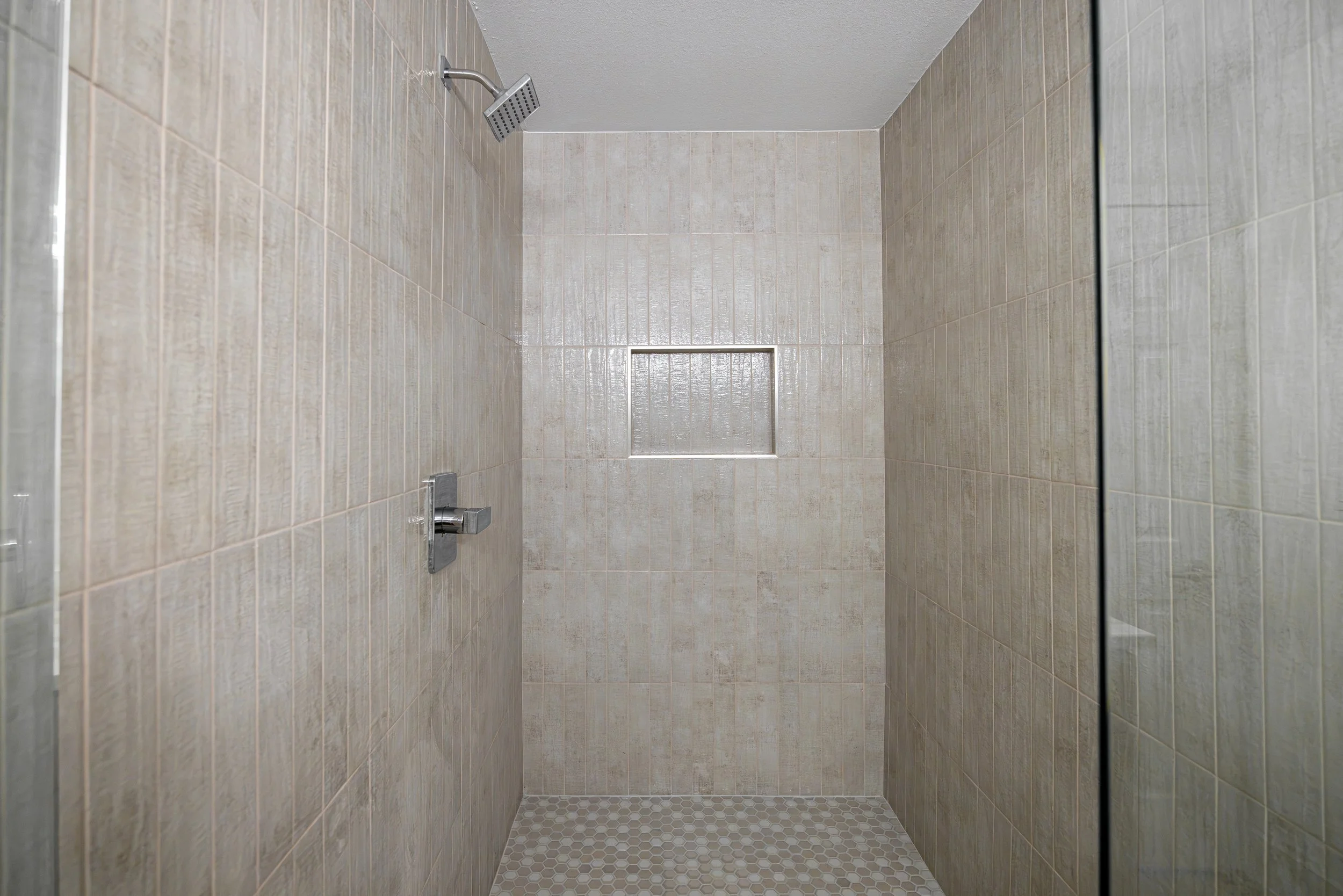 7247 La Sobrina Drive-09.22.2026-GRNWRKS Media-40.jpg