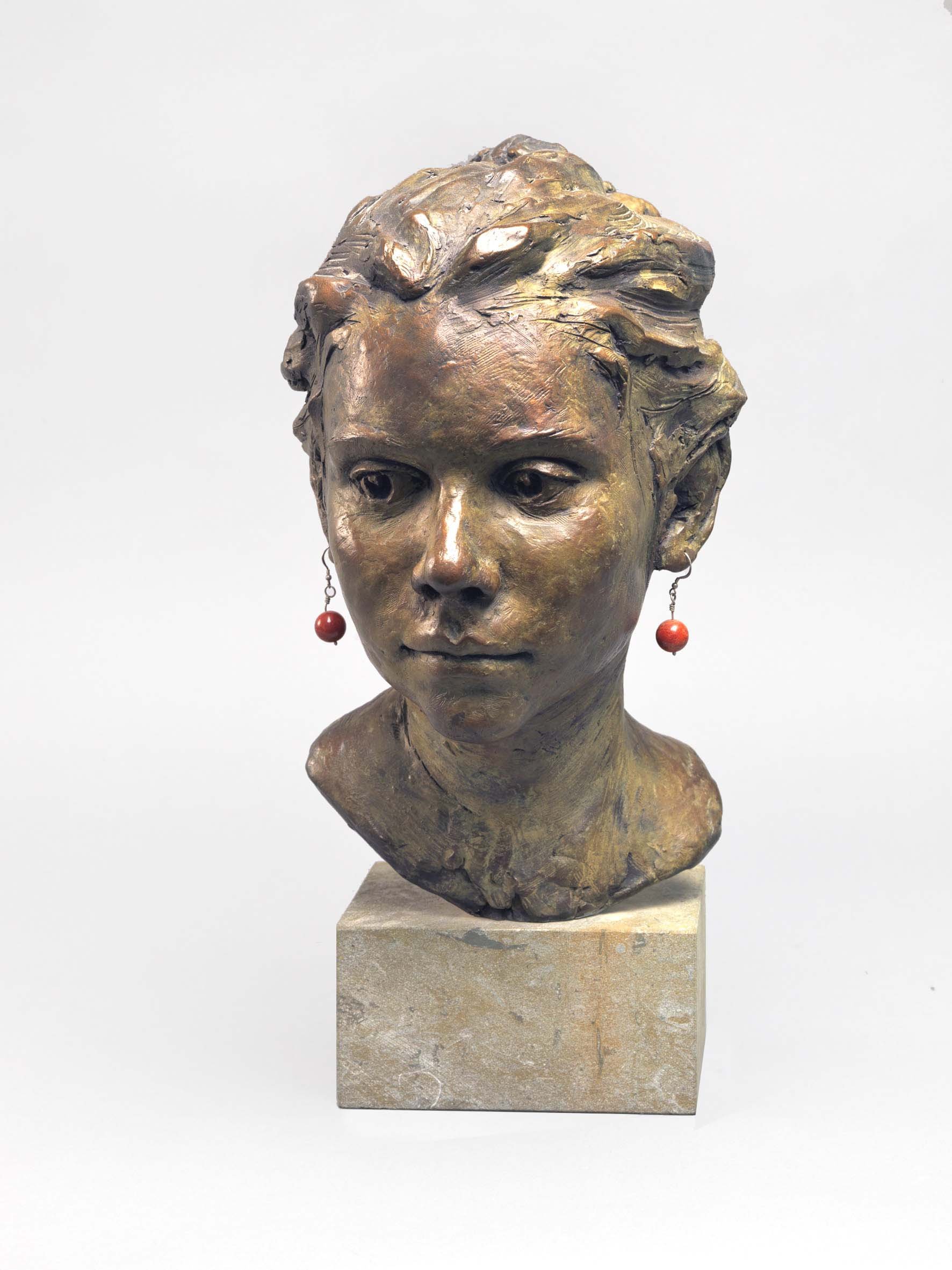 Jane Hamilton, Georgia, 2005. Bronze, 34 x 20 x 24 cm.