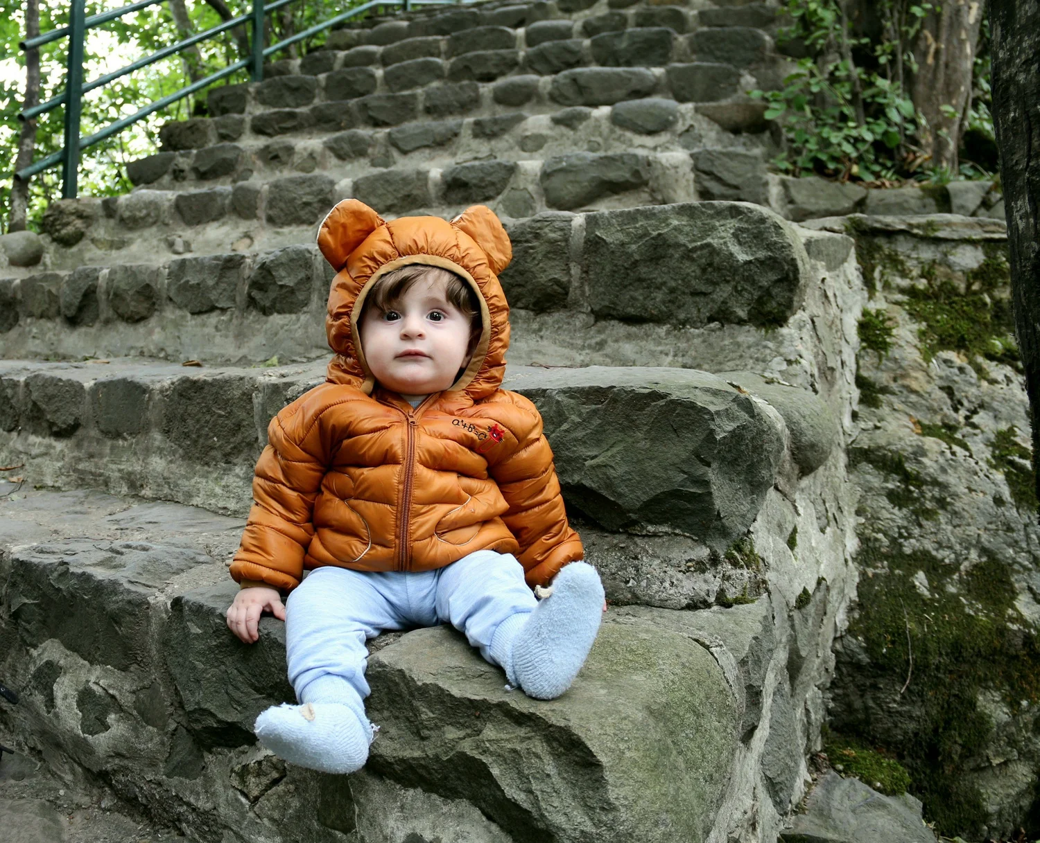 Abbigliamento ricamato per bambini