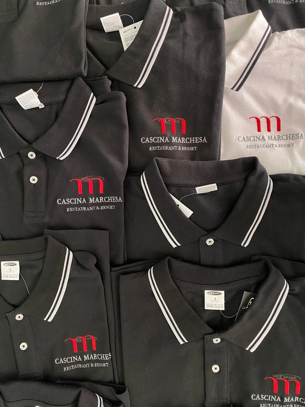 Polo da lavoro con logo aziendale ricamato
