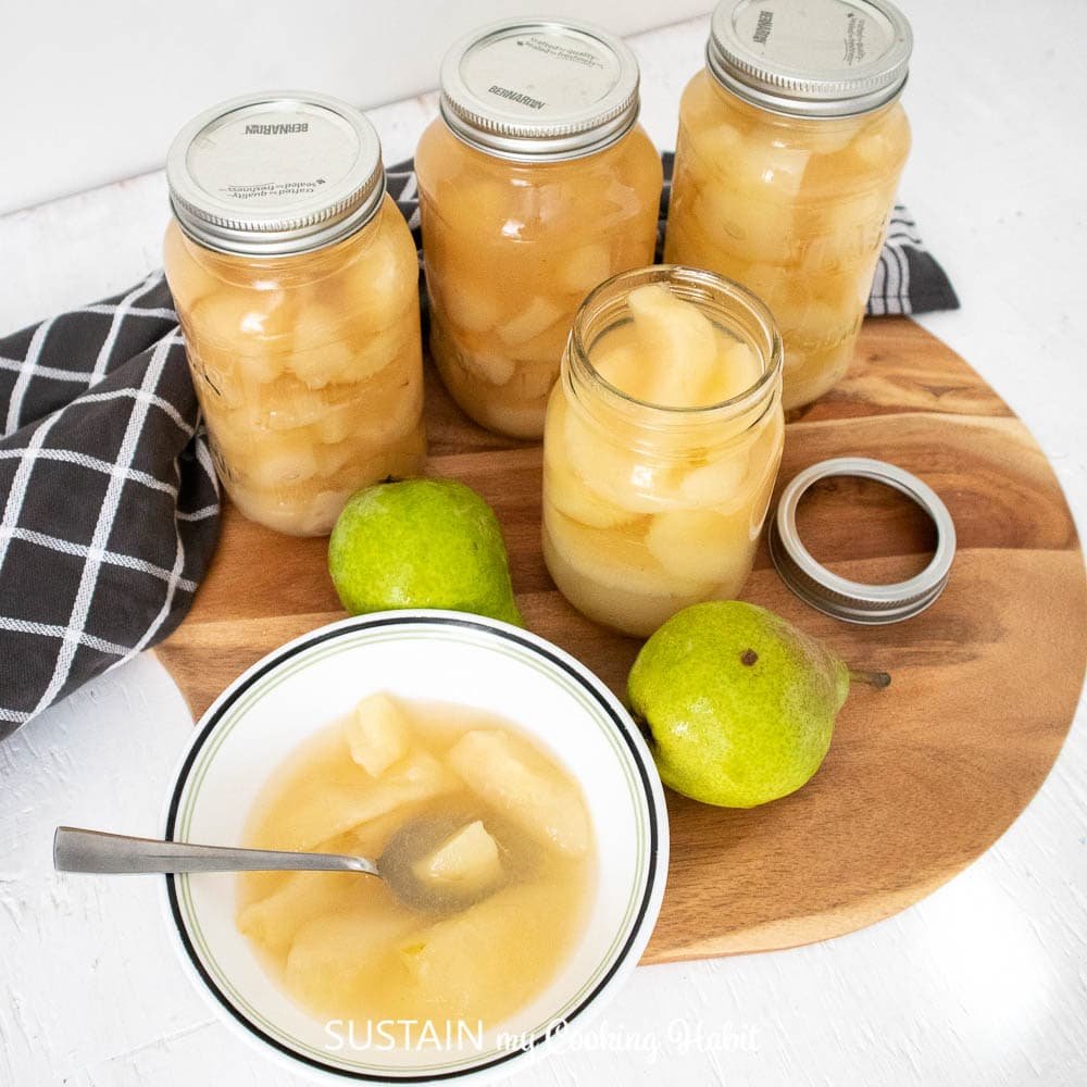 Canned pears