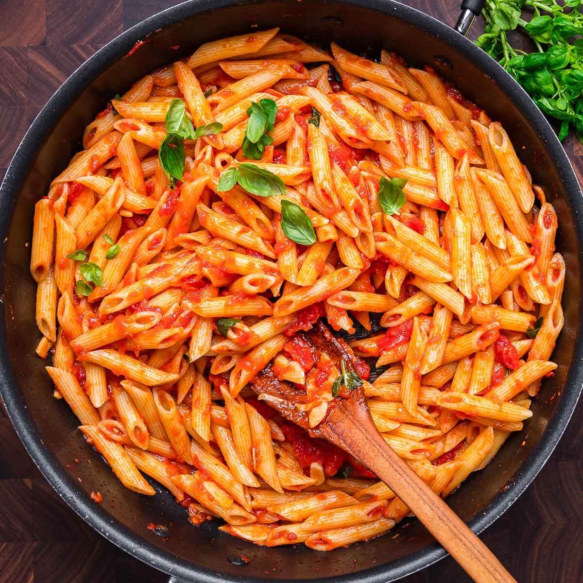 Pasta with marinara