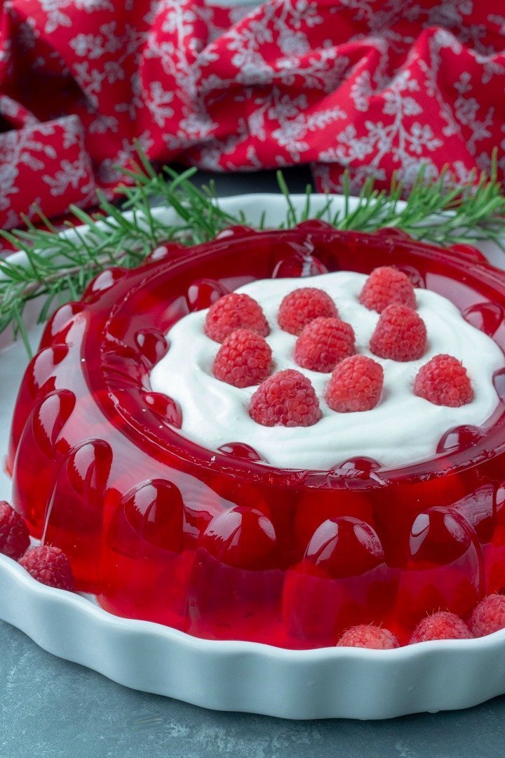 LC strawberry gelatin