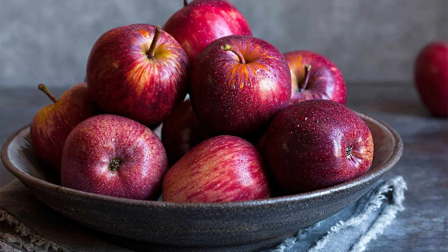 Apple (Whole)