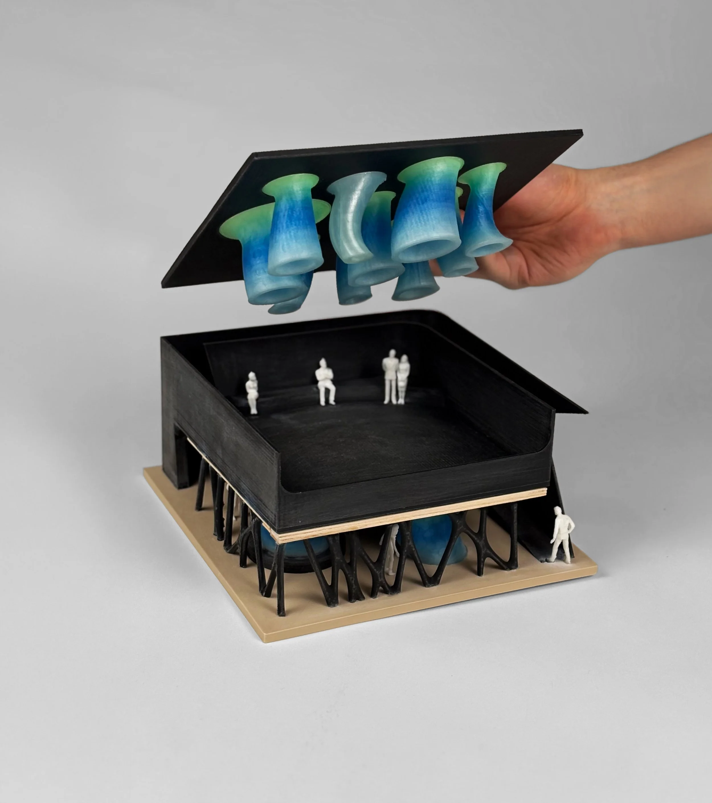 Model picture 2 NEW.jpg