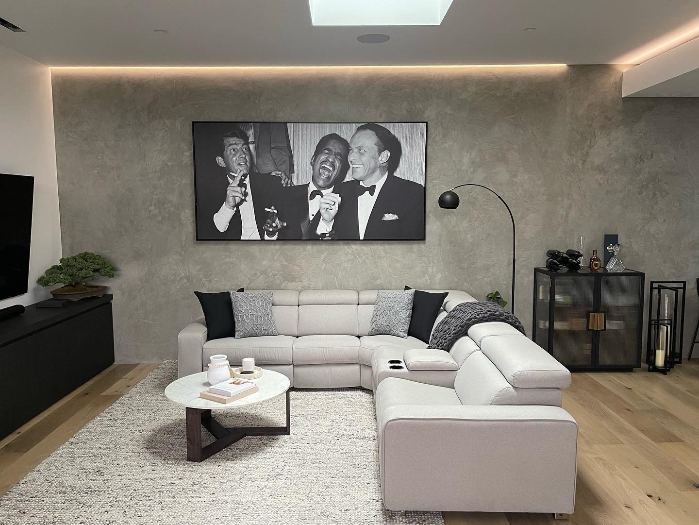 Our display suite living room featuring a unirock polished concrete wall
.
.
.
#ibuildnational #newhomes #renovations #extensions #fitouts #builder #building #home #architrcture #work #site #living #house #buildit #construction #quality