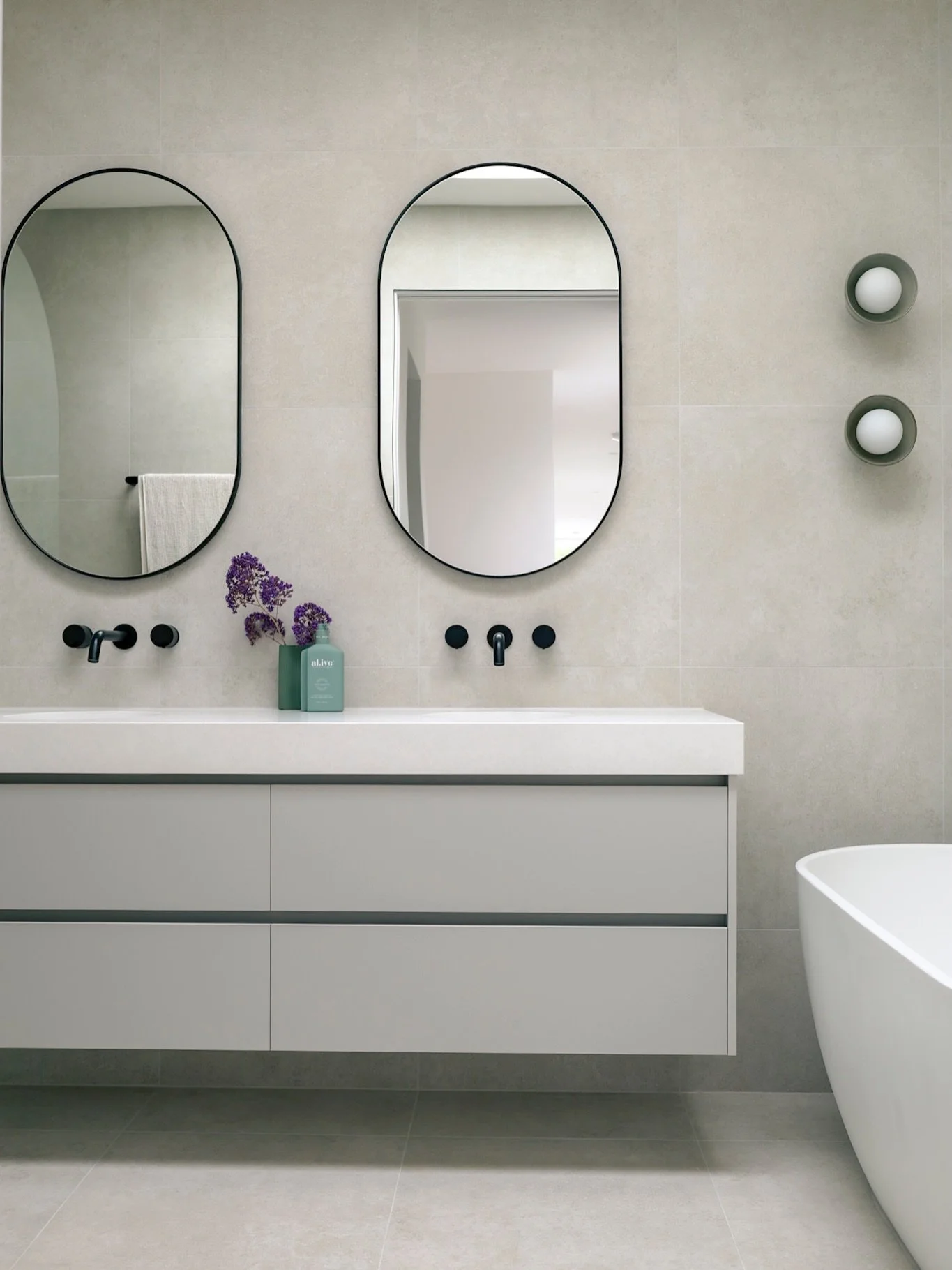 Two bathrooms. One consistent vision. 

#construction #newbuild #melbournebuilder #bathroom

📍 Hughesdale, Victoria