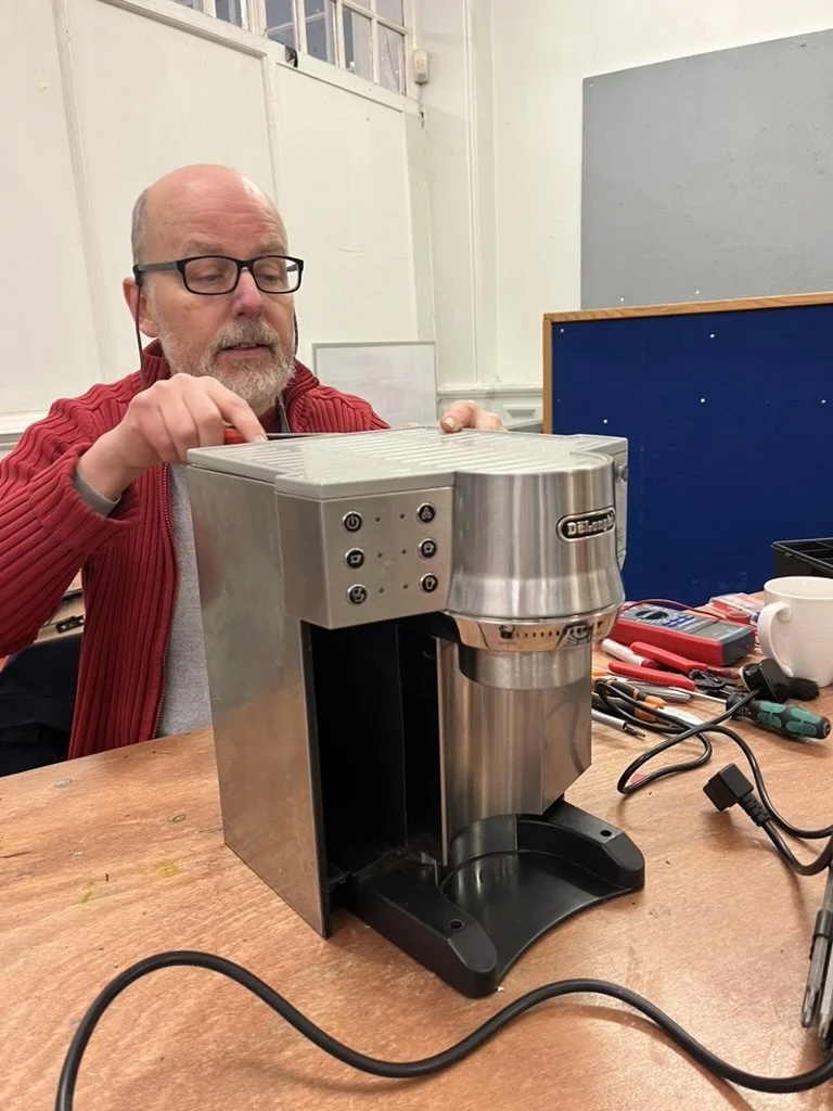 Learning&nbsp;to repair with the Manchester Library of Things