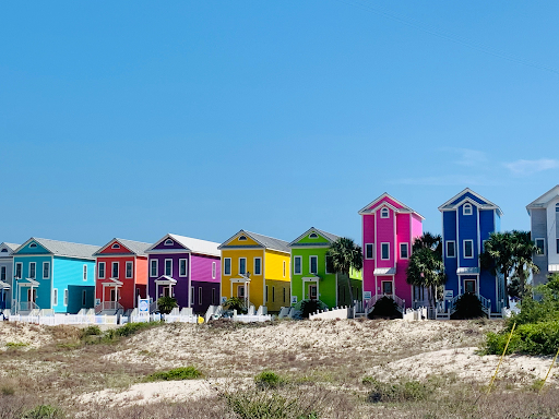 Hurricane-Resistant Design: Building Standards for Custom Homes Near Cape San Blas 