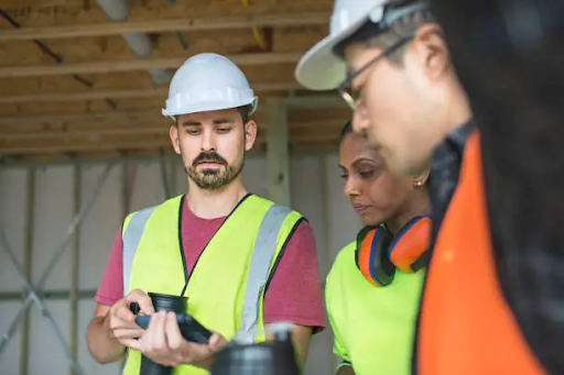 Custom Home Builder vs General Contractor